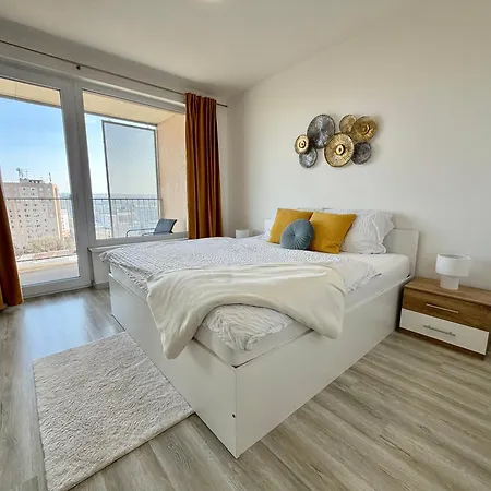 Appartement Luxury Urban Retreat, Terrace & View Košice